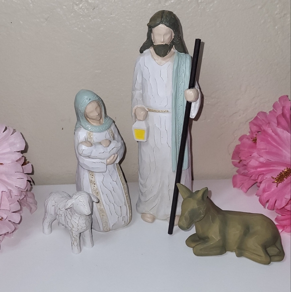 Joyin NIB Sculpted 4pc Christmas Story Nativity Decoration Set - Picture 2 of 11